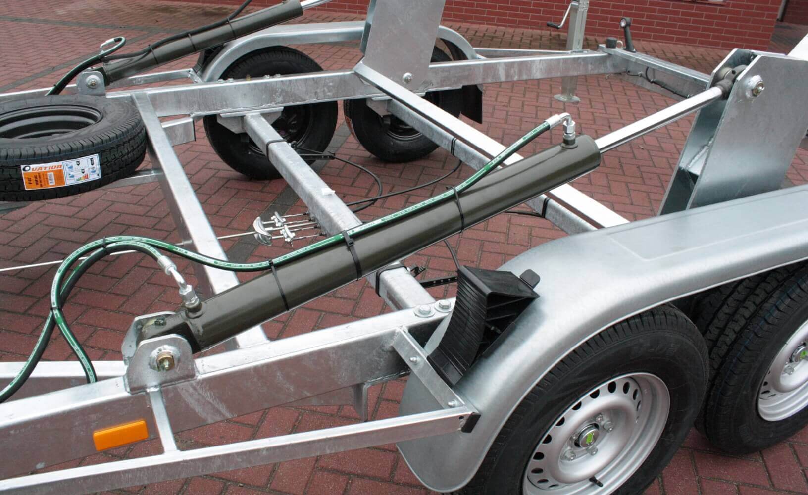 Przyczepka-kablowa-do-transportu-i-podnoszenia-szpul-F10.35.1-3500-kg